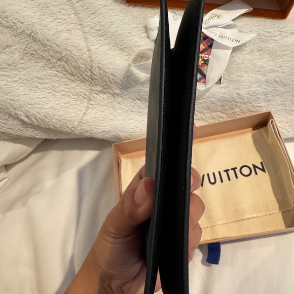 Louis Vuitton Wallet in Damier Graphite - Picture 6 of 8